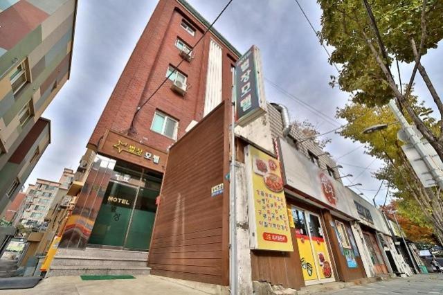 Daegu Bisan-Dong Villa Motel Esterno foto